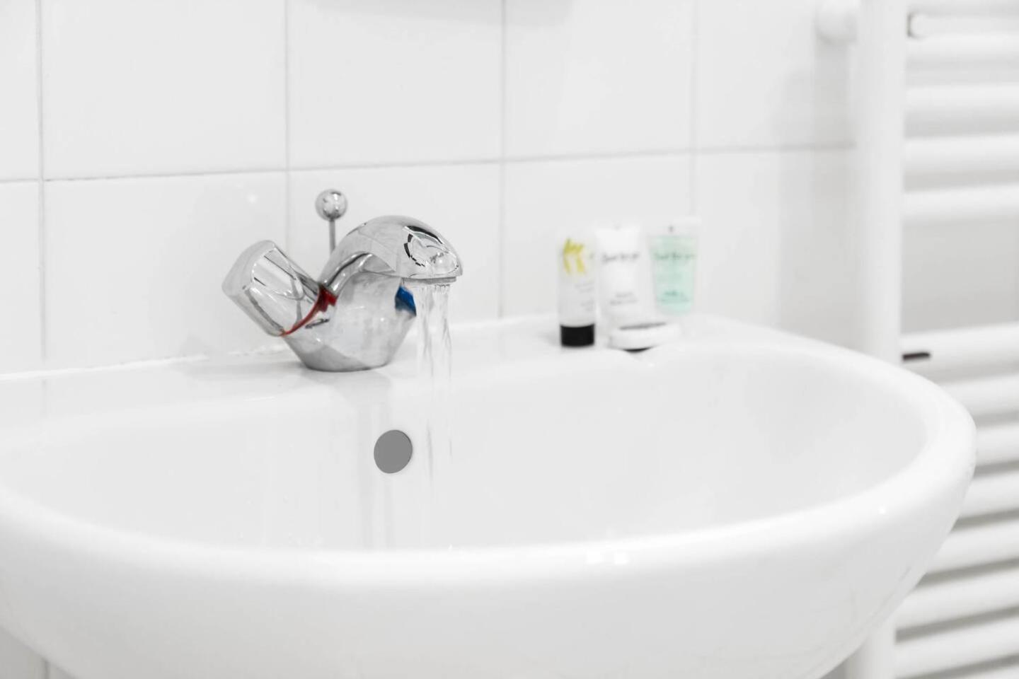 City Centre - Two Bedroom Apartment - Juliet Balcony - Secure Parking - Wifi - Smart Tv - Top Rated -33S برمنغهام المظهر الخارجي الصورة